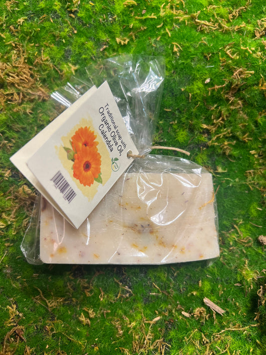 Săpun cu gălbenele, Alcanna și ulei de măsline organic 140gr