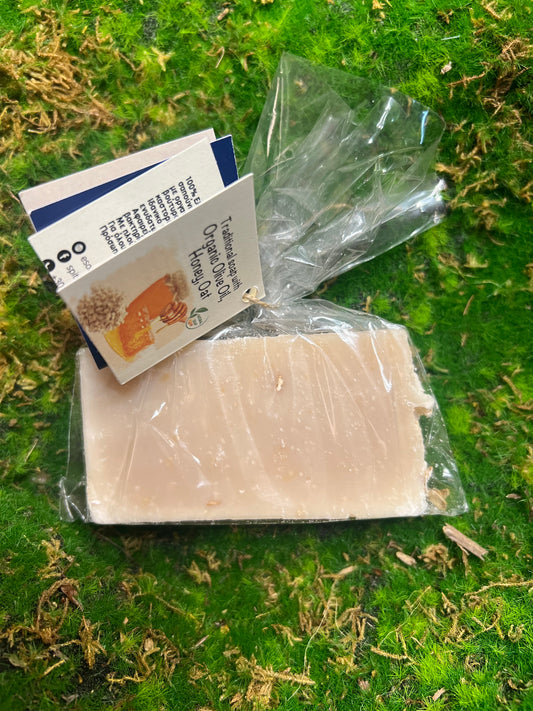 Săpun cu miere, ovăz și ulei de măsline organic 140gr