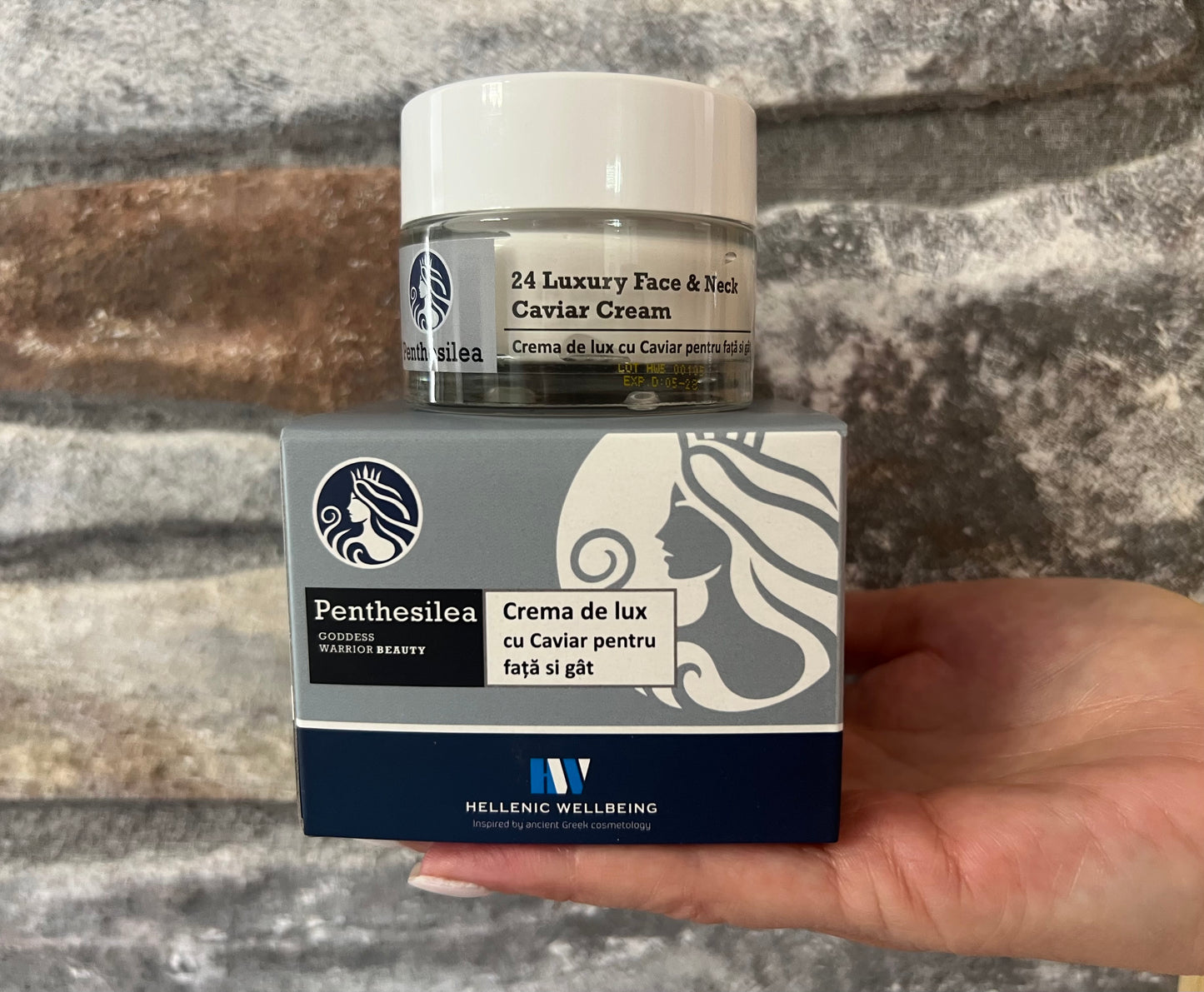 Penthesilea - Black Caviar 24h Luxury Face &amp; Neck CAVIAR CREAM